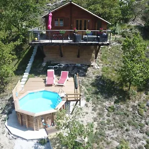  Chalet Sur Pilotis Avec Piscine Privee Frankrijk